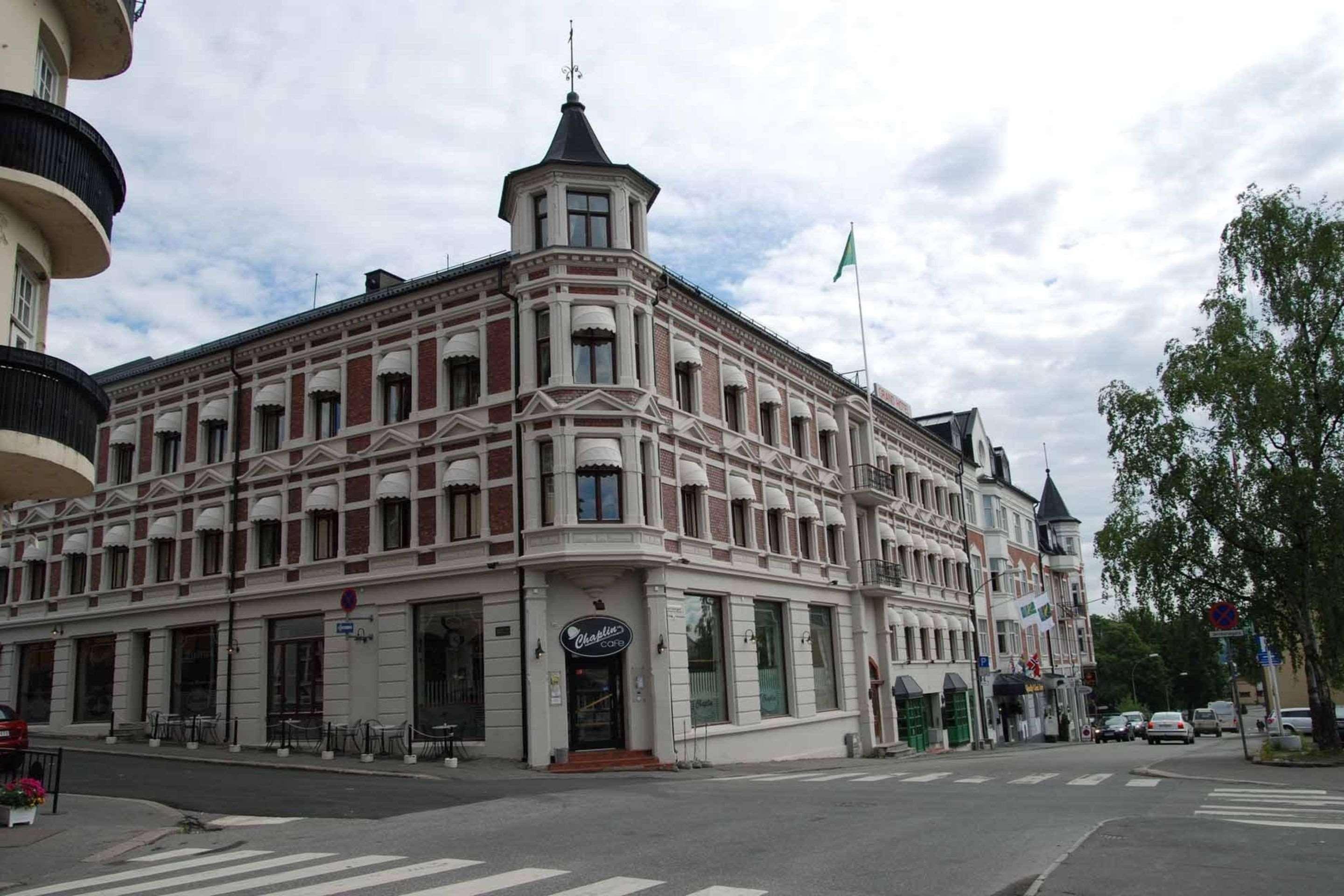 Home Hotel Grand Йёвик Экстерьер фото