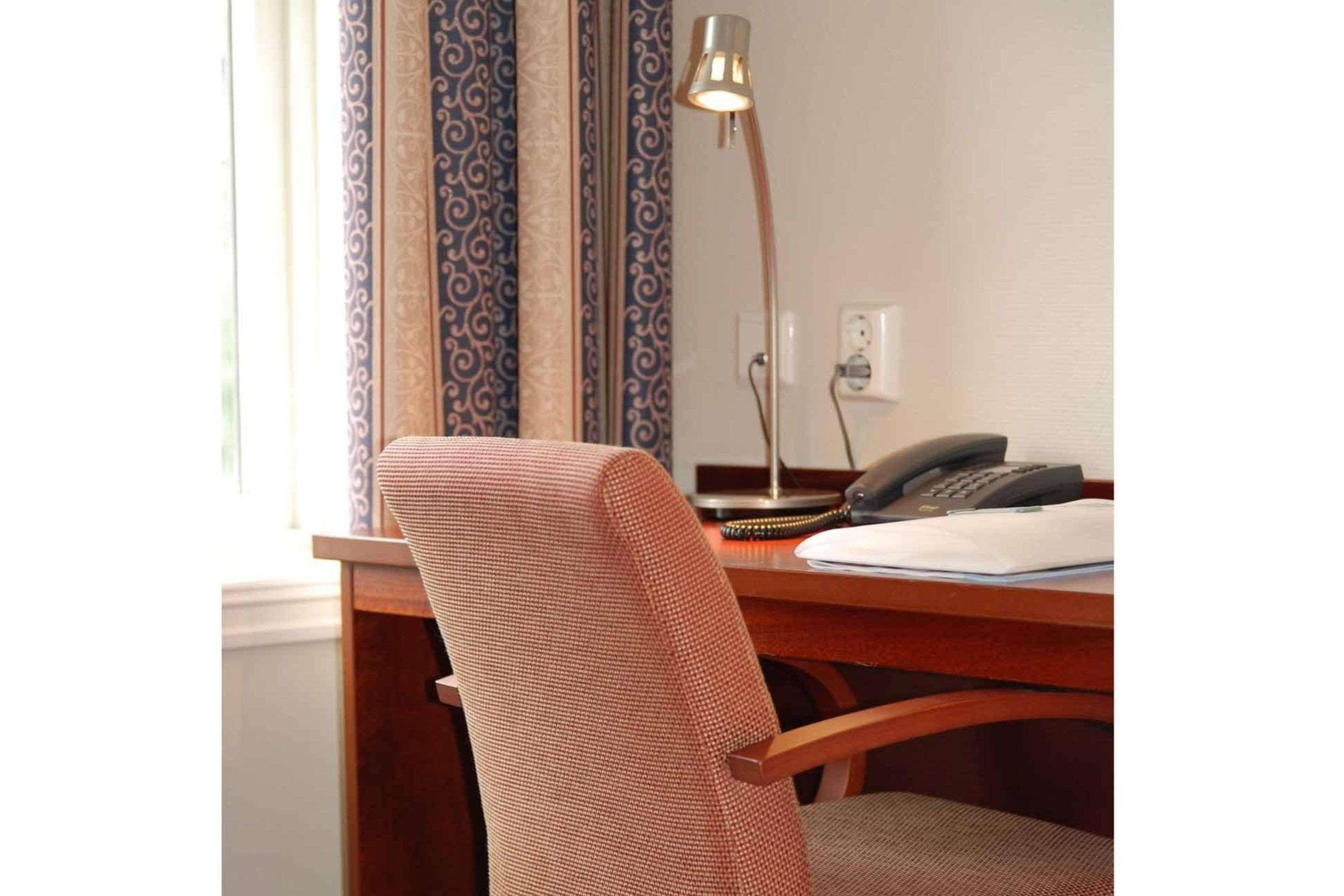 Home Hotel Grand Йёвик Номер фото