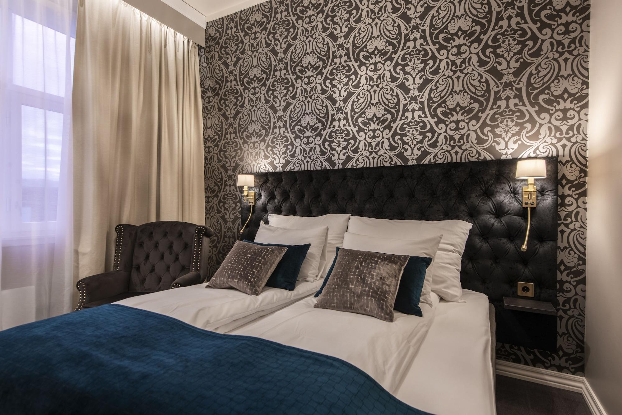 Home Hotel Grand Йёвик Экстерьер фото