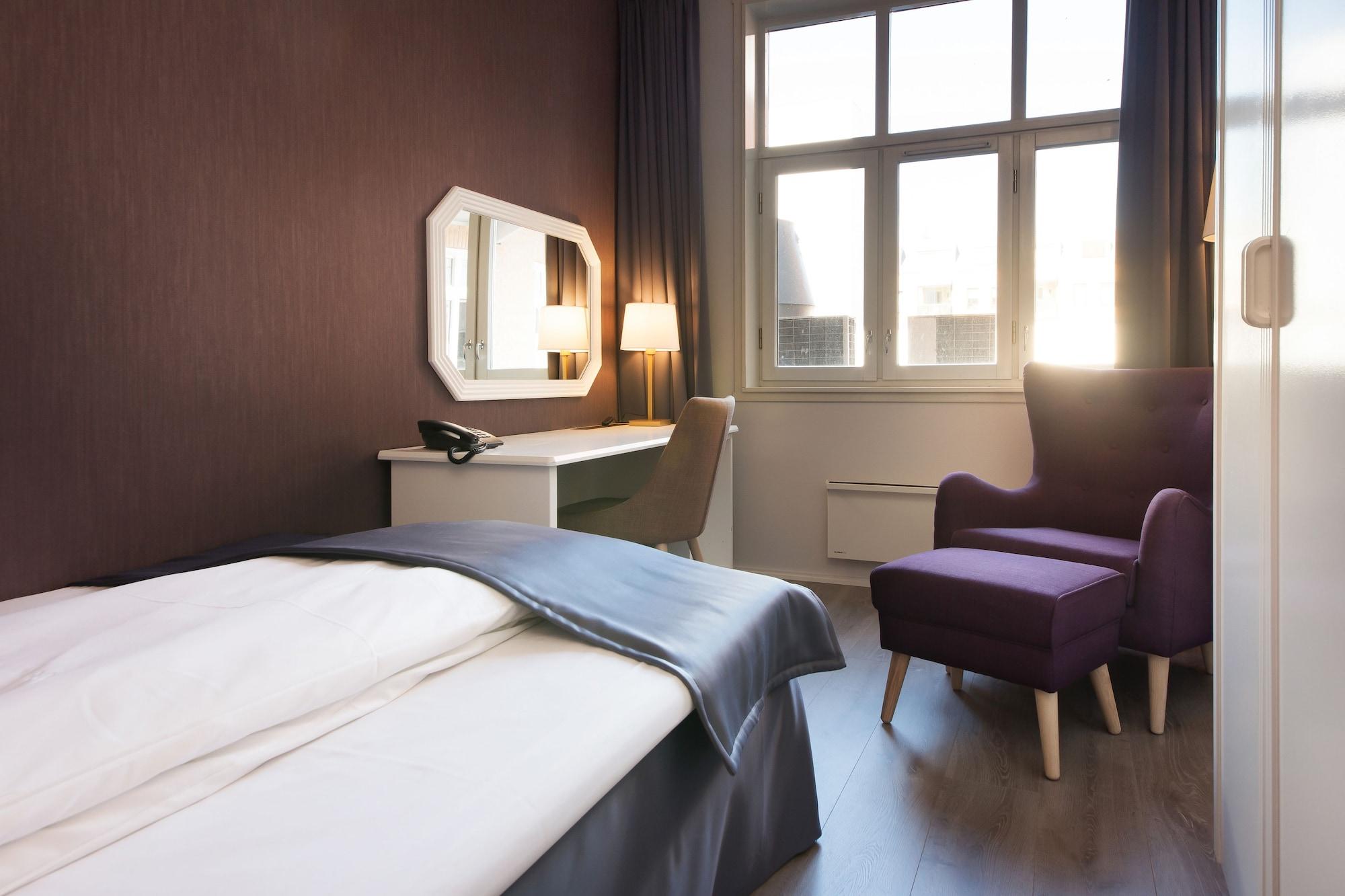 Home Hotel Grand Йёвик Экстерьер фото