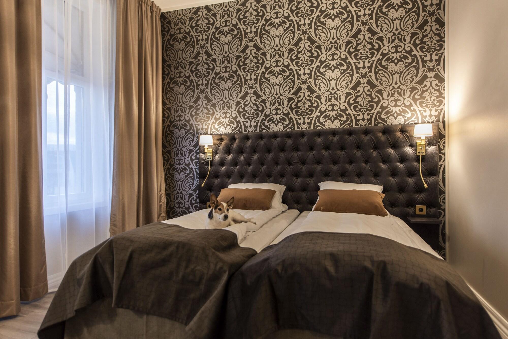 Home Hotel Grand Йёвик Экстерьер фото