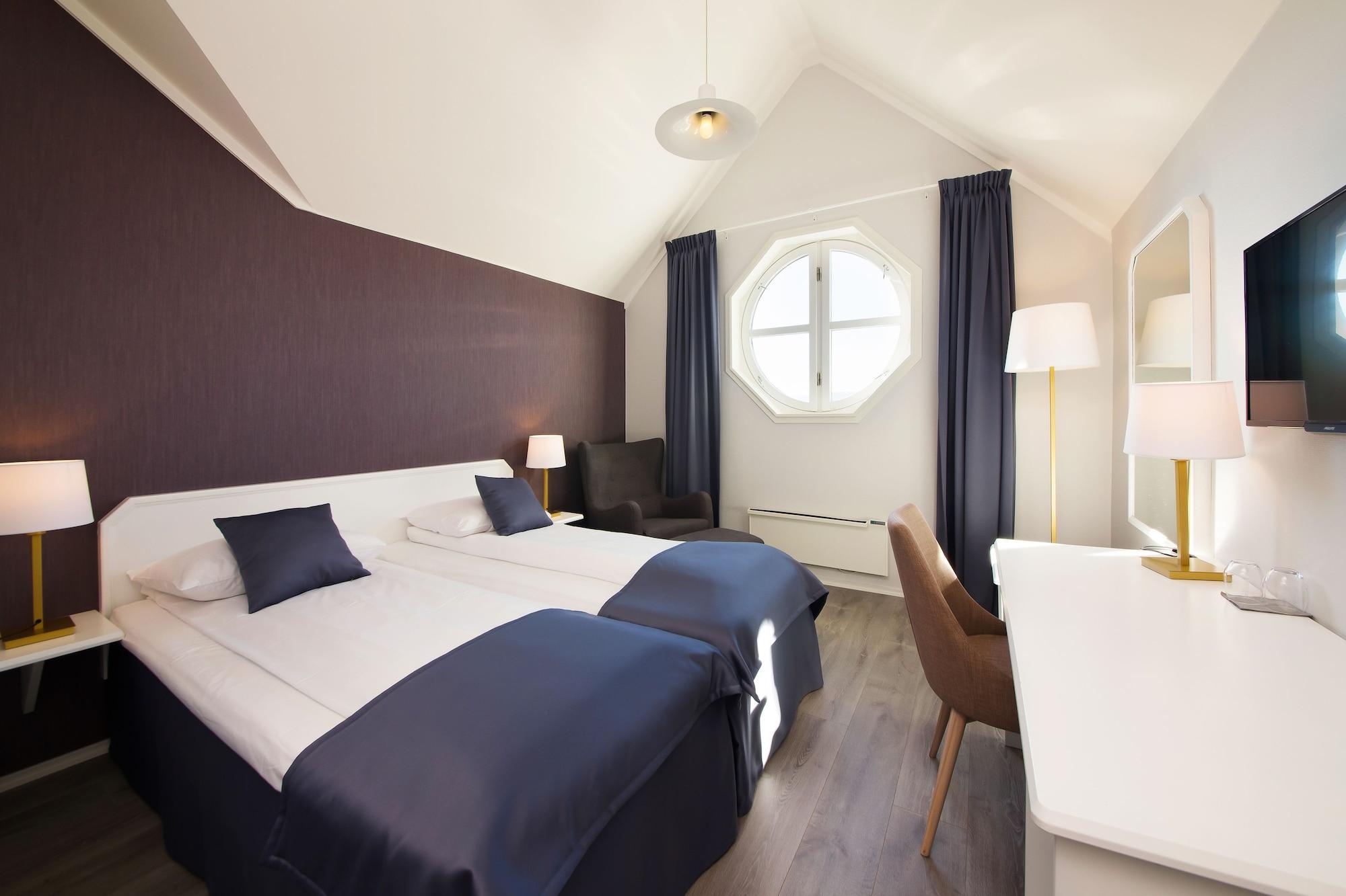 Home Hotel Grand Йёвик Экстерьер фото