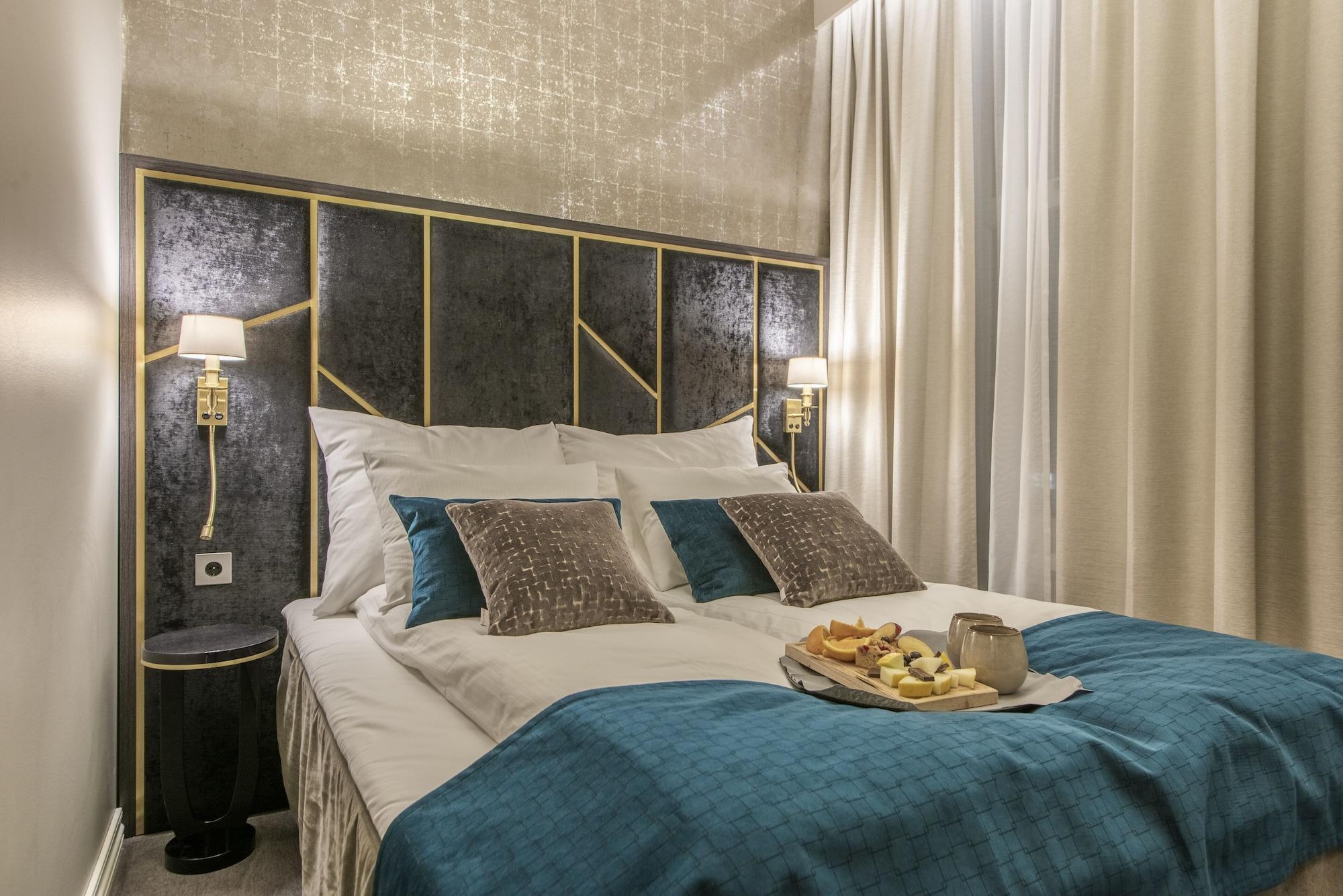 Home Hotel Grand Йёвик Экстерьер фото