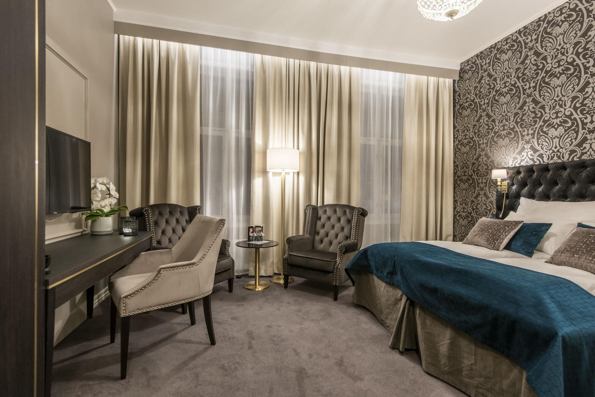 Home Hotel Grand Йёвик Экстерьер фото