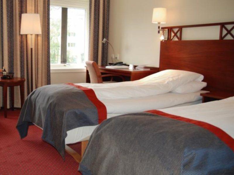 Home Hotel Grand Йёвик Экстерьер фото